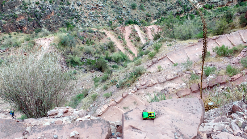 Illustration for article titled Grand Canyon's Green Jeep Tours
